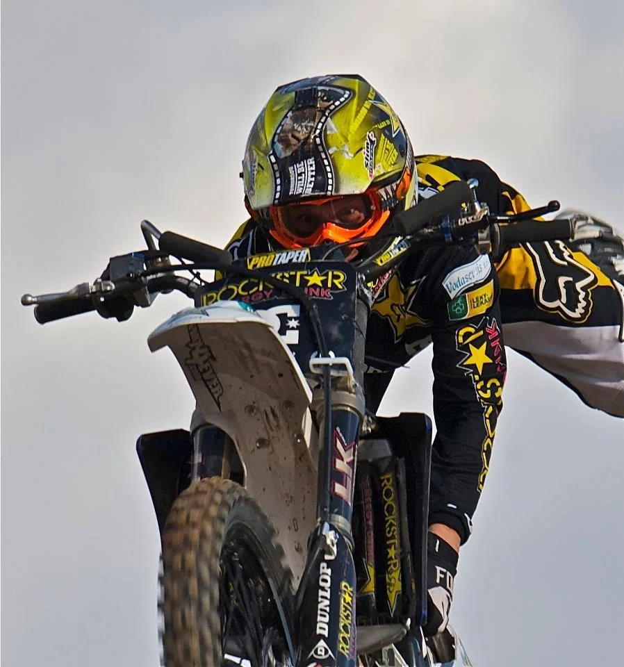 NIGHT of the JUMPs