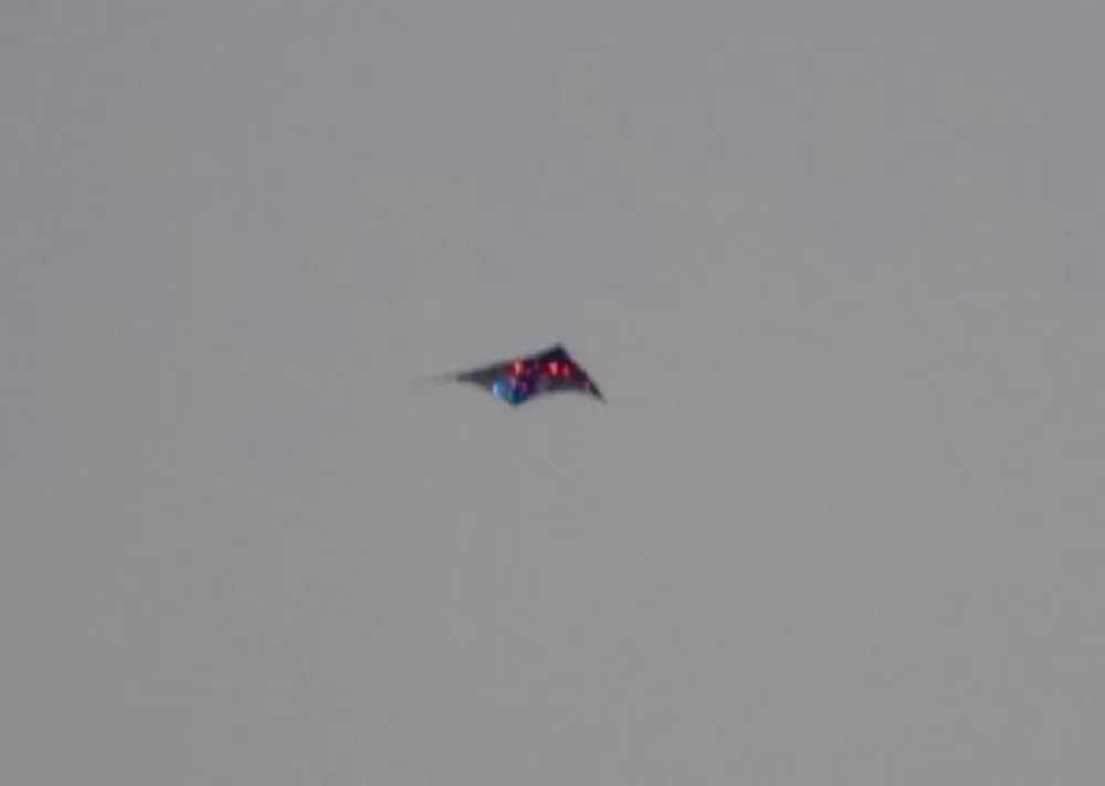UFO? Ne, jen drak s LED diodami. Foto: Projekt Záře