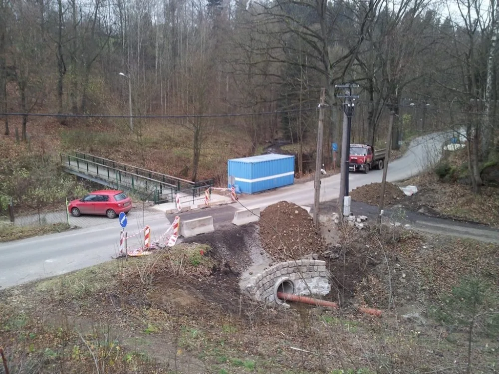 Oprava propustku v Kateřinkách. Foto: Kraj-lbc.cz