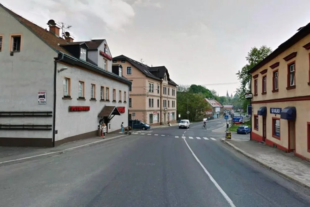 Inkriminovaný přechod v Londýnské ulici