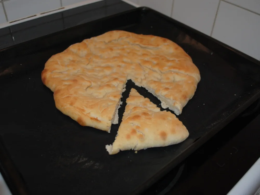 Focaccia vytažená z trouby