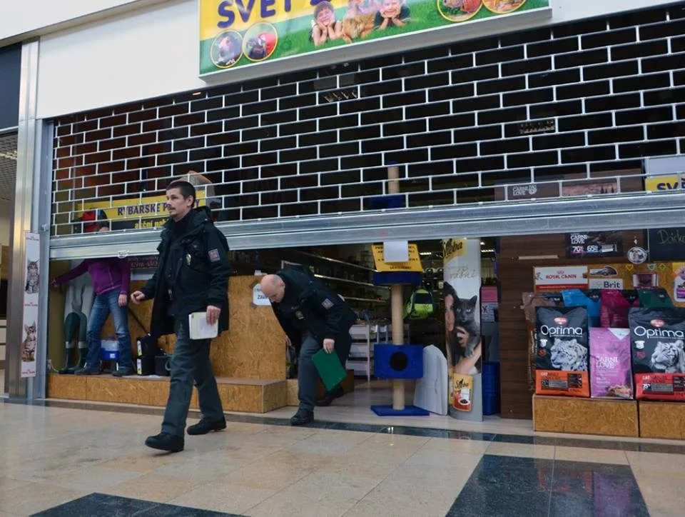 Svět zvířátek navštívila také policie