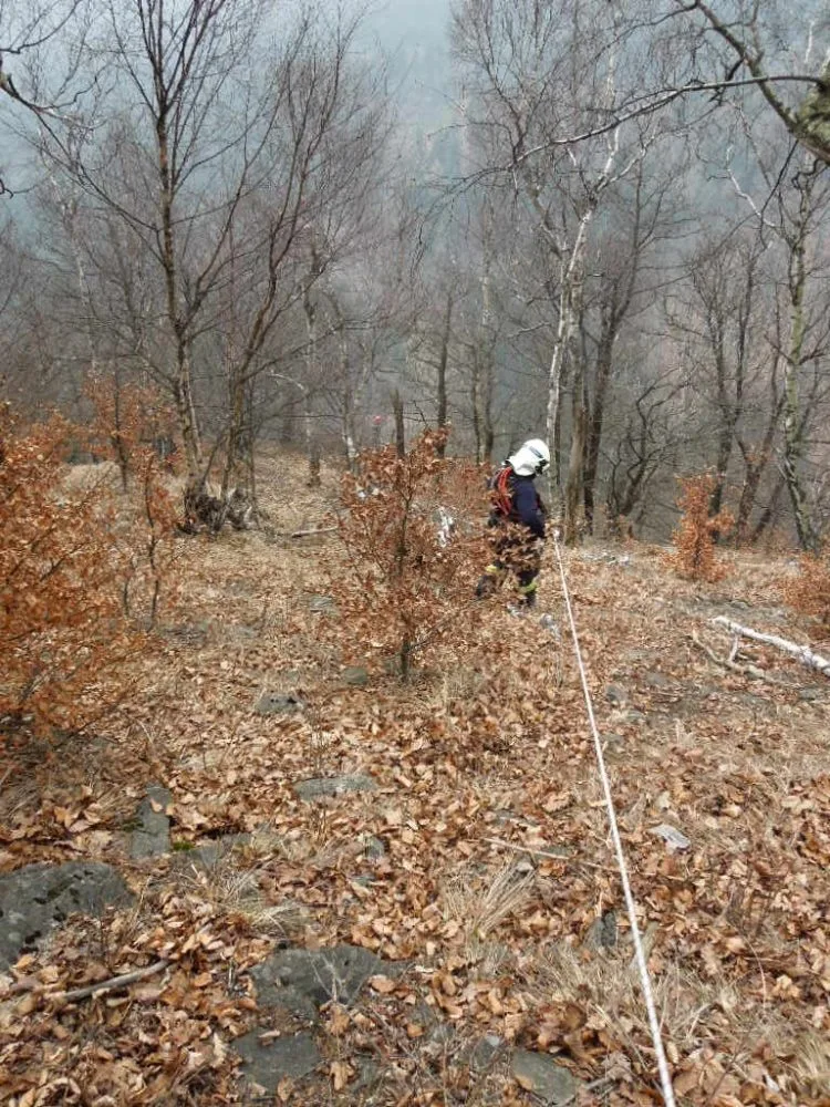 Záchrana psa byla fyzicky náročná. Foto: HZSLK