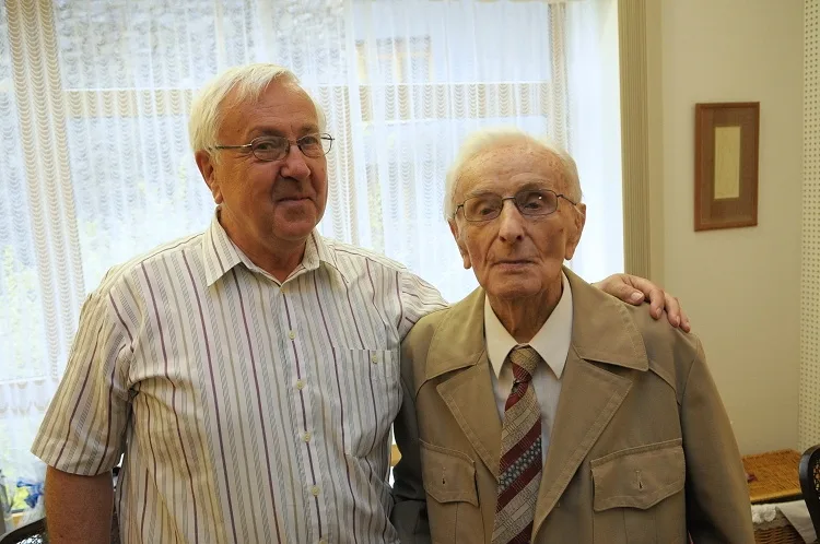 Antonín Černý se synem. Foto: Jan Král
