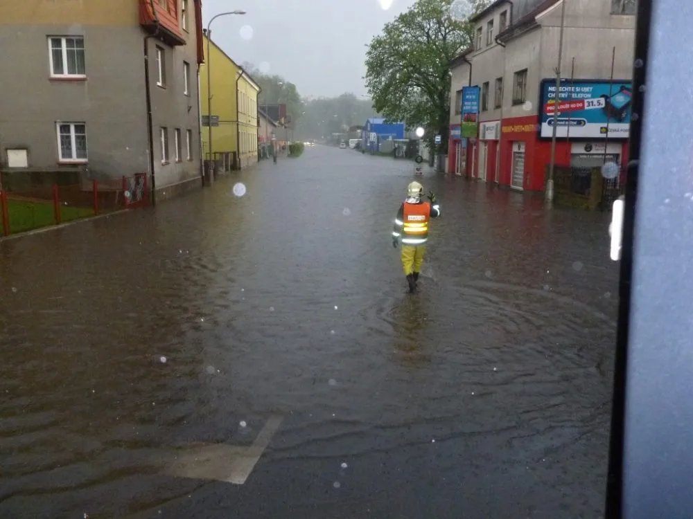 Liberec se změnil v Benátky. Foto: HZS LK