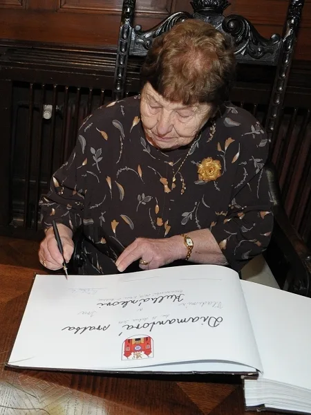 Manželé Kulhánkovi si připomněli jubilejních 60 let společného života. Foto: Jan Vrabec