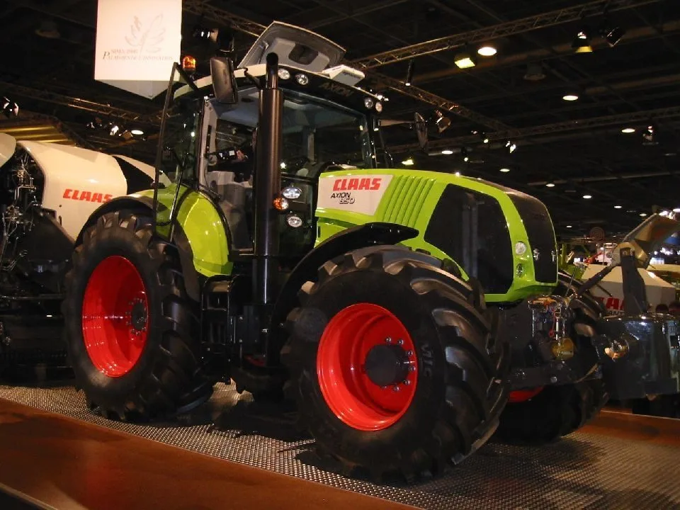 Podobný traktor se ztratil v Sasku