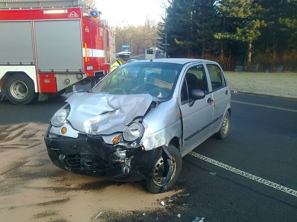Nehoda ve Zhořelecké ulici. Foto: Odtahová služba Říha