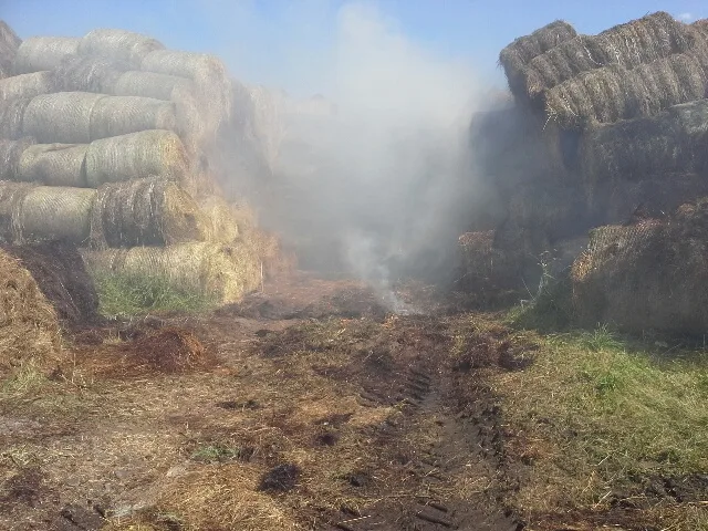 Požár hasiči likvidovali čtyřiadvacet hodin. Foto: HZSLK