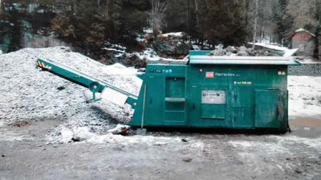 Ukradená drtička kamene