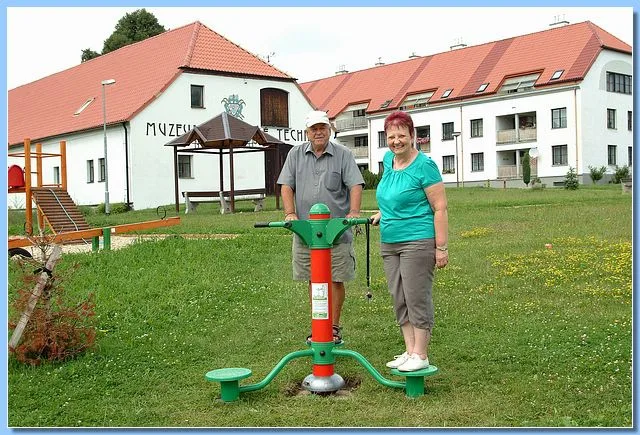 Chrastava u Liberce má ode dneška hřiště, které je určené pro cvičení v přírodě s vlastní tělesnou vahou. Foto: Chrastava