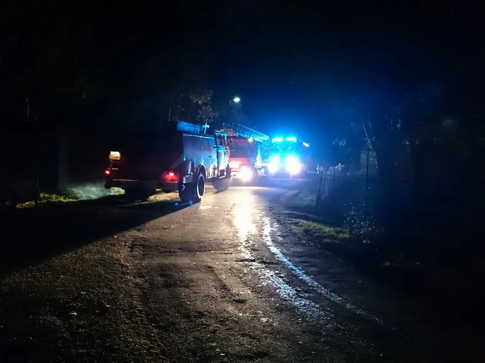 Požá ŕ v Bílém Potoceu mostu přes Černý potok. Foto: fb Hejnic