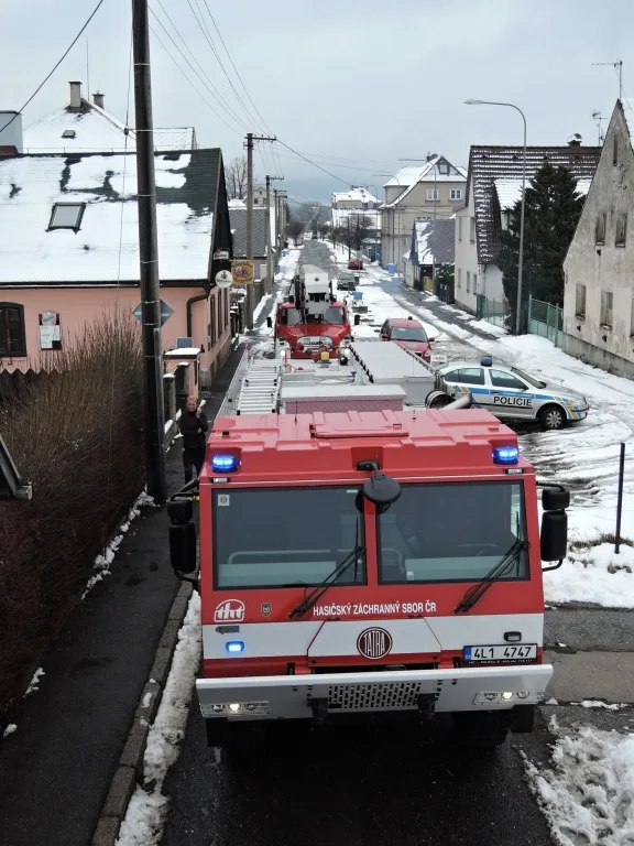 Požár ve Volgogradské ulici. Foto: HZSLK