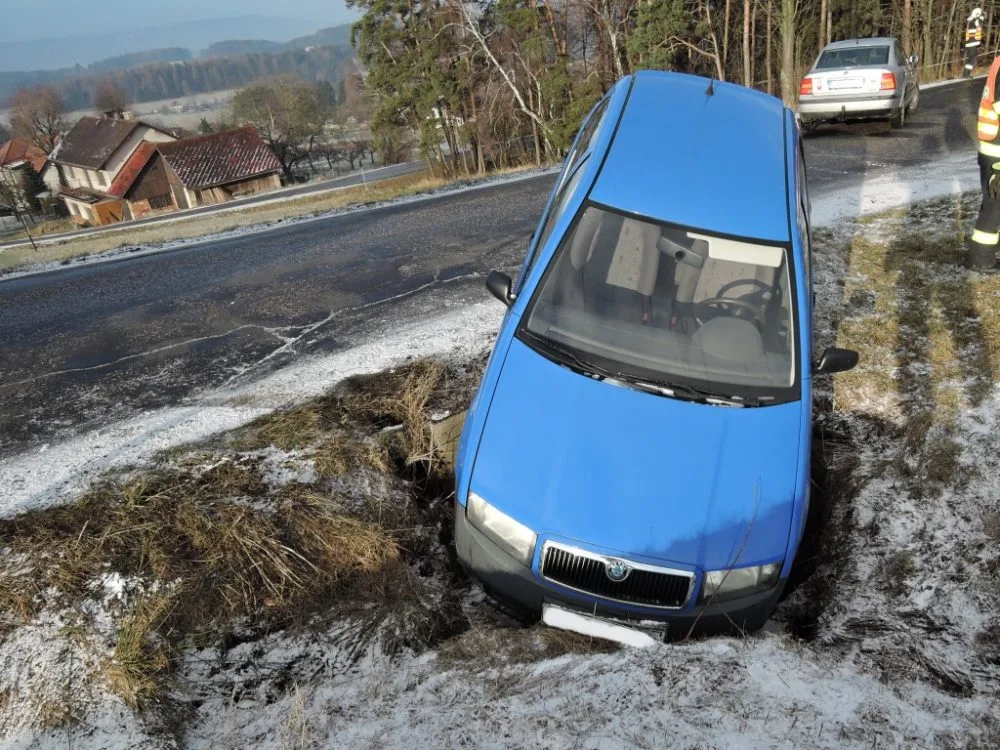 Nehoda u Kozákova. Foto: HZSLK