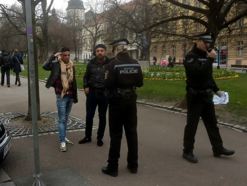 Fotografie podvodníků z Plzně. Foto: Krimi-plzen.cz