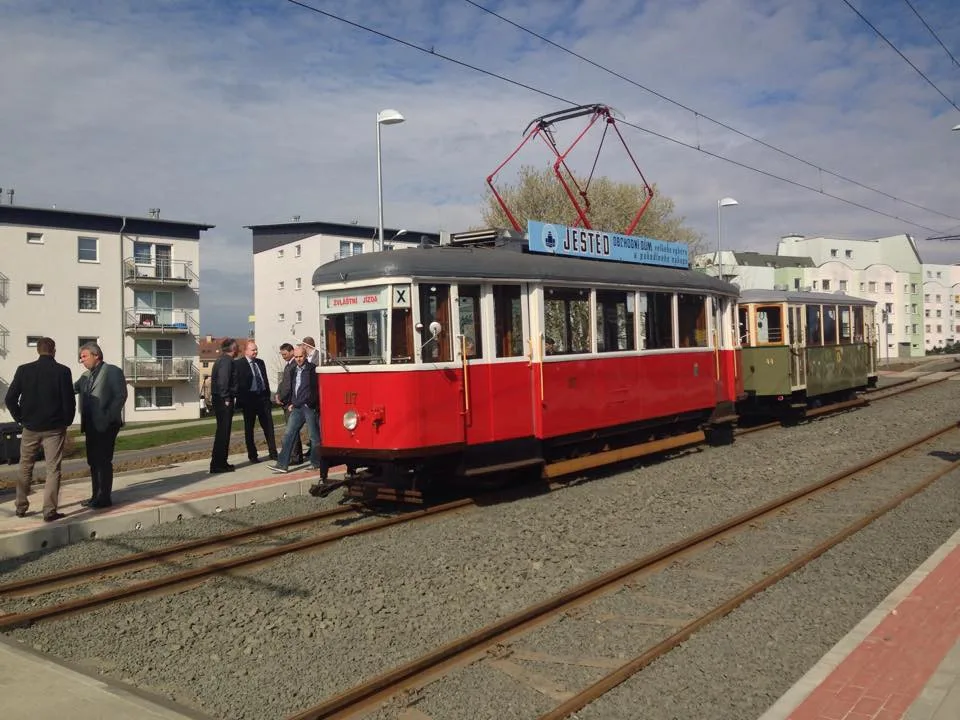 Na trať mezi Libercem a Vratislavicemi dnes ráno vyrazila historická tramvaj. Foto: Michael Daněk