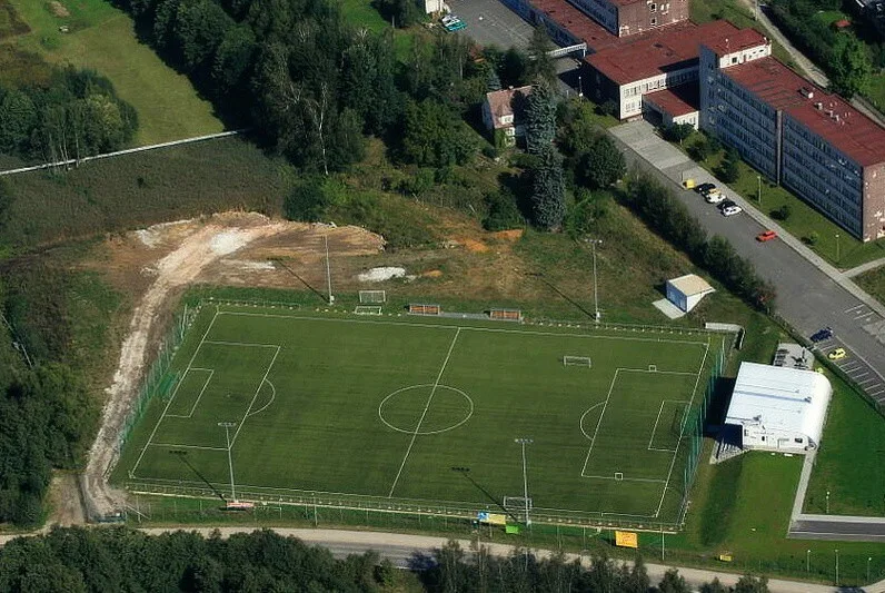 Stadion ve Vesci. Foto: syner.cz