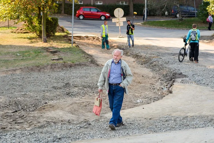 Stavba kruhového objezdu v Rochlici je v plném proudu. Foto: Jan Král