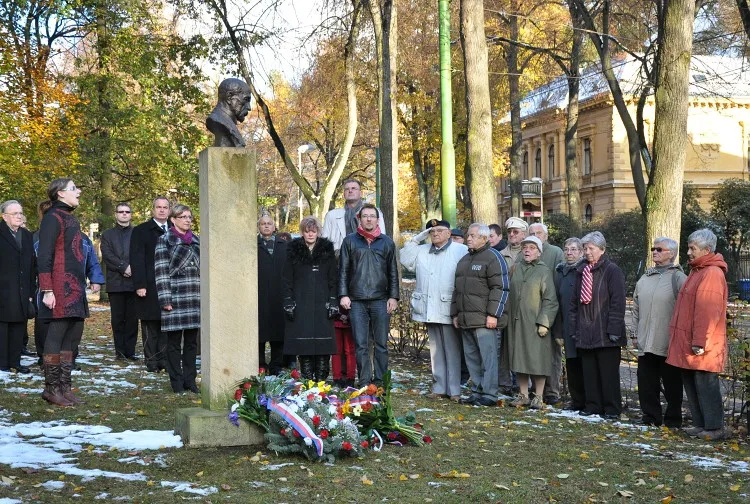 Pieta u pomníku T.G. Masaryka