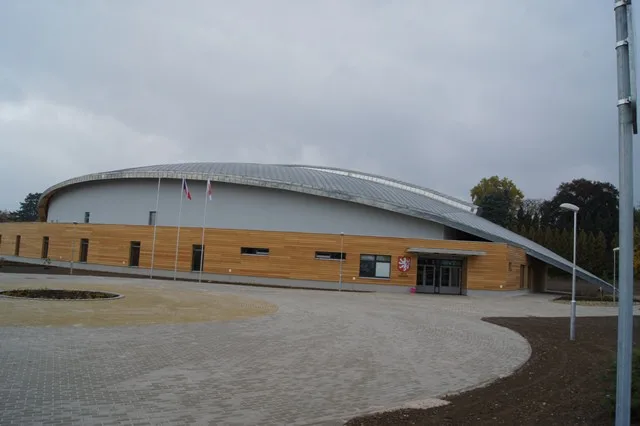 Nový krytý zimní stadion v Turnově láká, za měsíc ho navštívilo lidí jako venkovní kluziště za rok