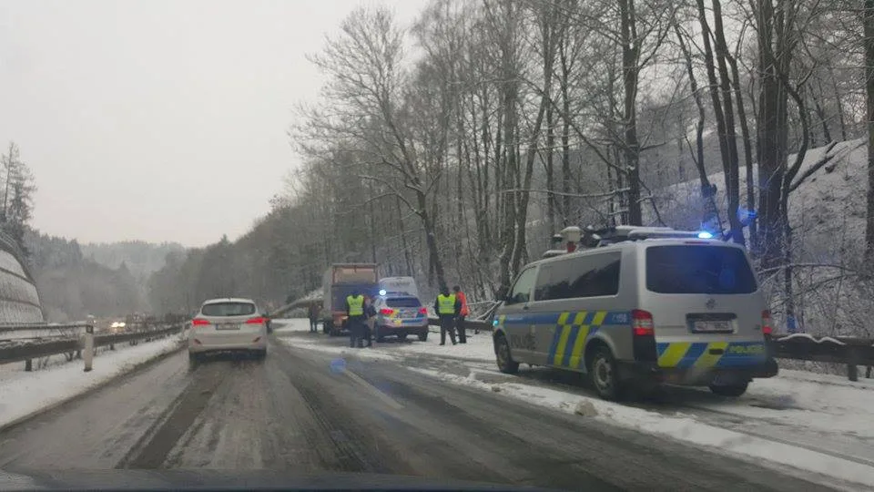 Nehoda na hlavním tahu mezi Turnovem a Libercem