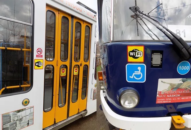 Dopravní podnik testuje pokrytí internetem v tramvajích na lince číslo 11