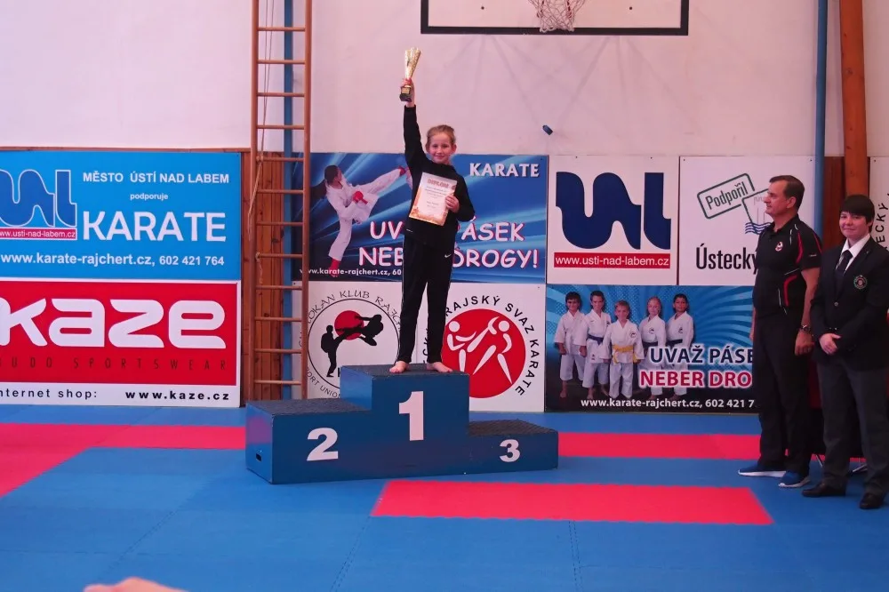 Diana Fantová získala pohár pro nejlepší závodnici turnaje