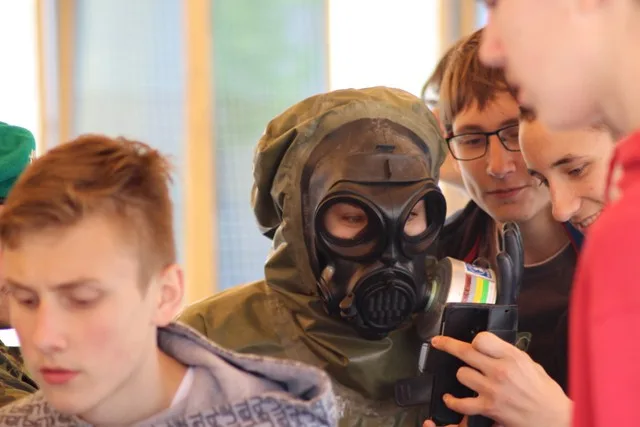 Plameny a výbuchy ukázaly, že chemie umí být zábavná i nebezpečná