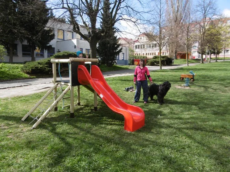 Další dvě dětská hřiště v Liberci se dočkala úpravy