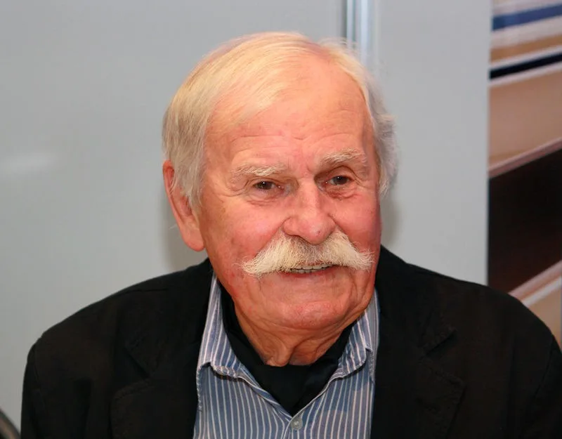 Ve věku 85 let dnes zemřel výtvarník, kreslíř Adolf Born