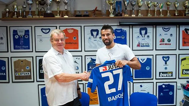 Podepsáno! Milan Baroš je hráčem Slovanu