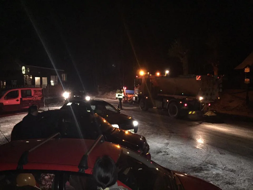 Ledovka trápila řidiče v Oldřichově v Hájích