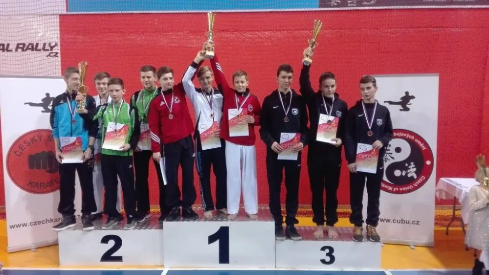 Třetí místo pro kumite tým dorostenci – František Chudoba, Lukáš Cyprián, Matěj Štěpán