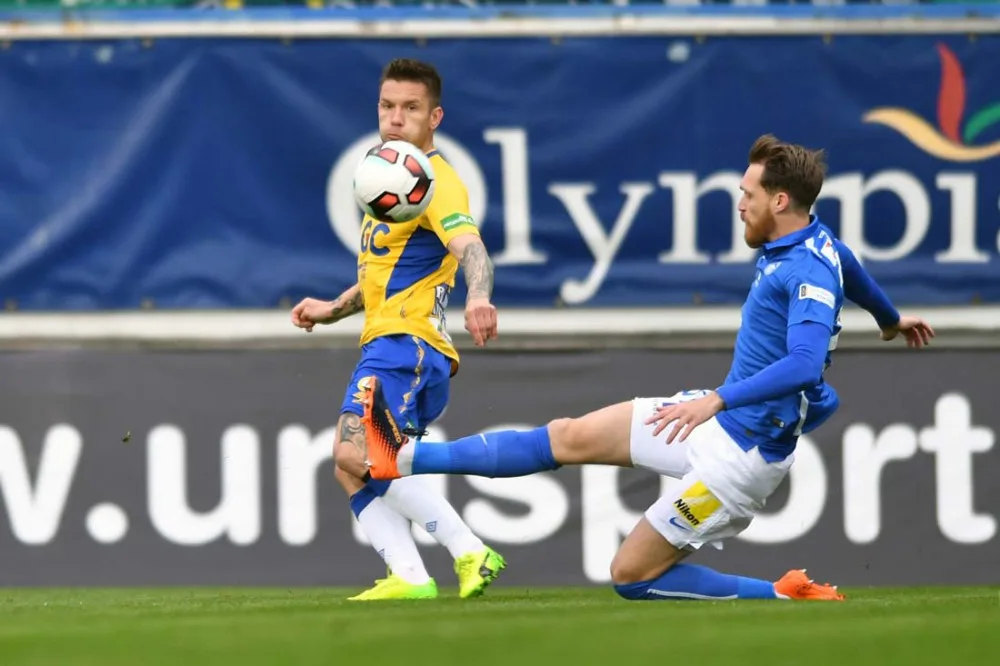 Milan Kerbr jde do skluzu.