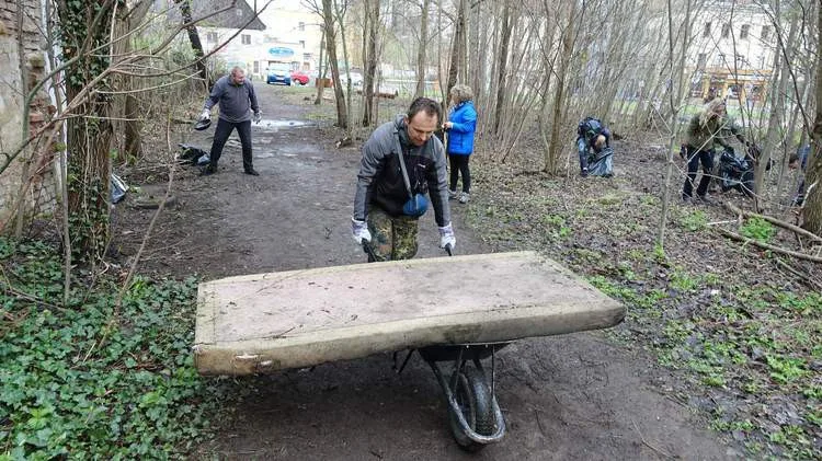 Ukliďme Česko