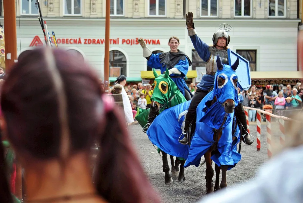 Jarmark před radnicí.