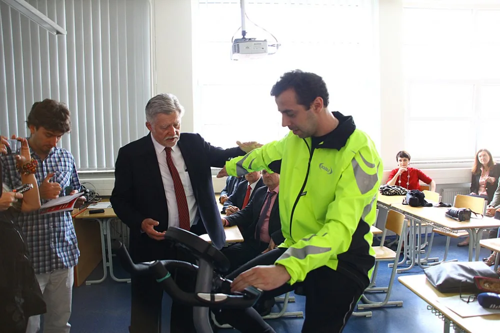 Cyklistickou bundu představil docent Havelka