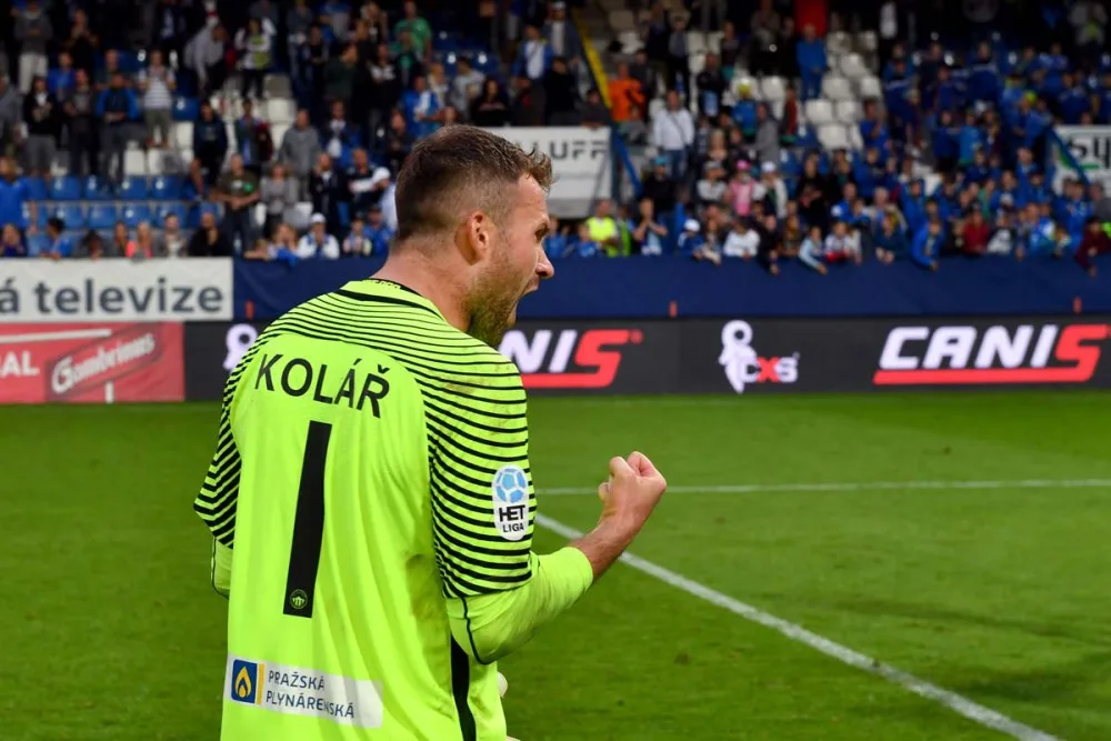 Sparta v Liberci opět zaváhala. Slovan dokázal v devíti hráčích vybojovat remízu 1:1.