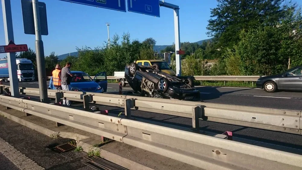 Nehoda na průtahu Libercem.
