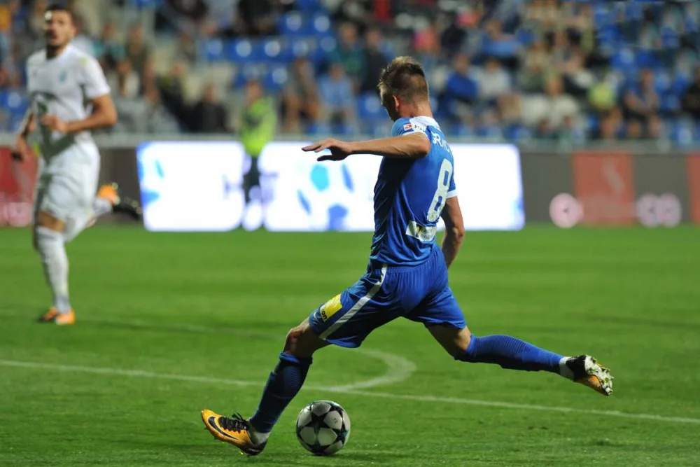 lovan nedal trápící se Boleslavi šanci. Výhru 3:0 zařídil dvěma přesnými zásahy Graiciar.