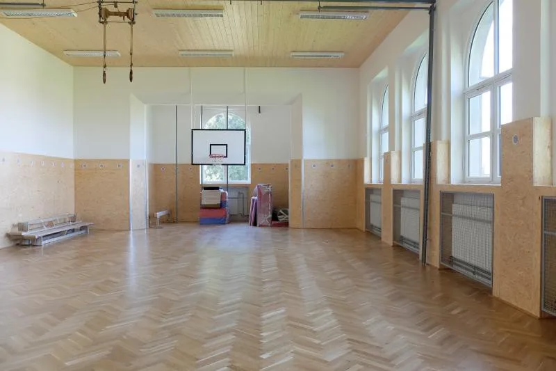 Tělocvična už je opravená.
