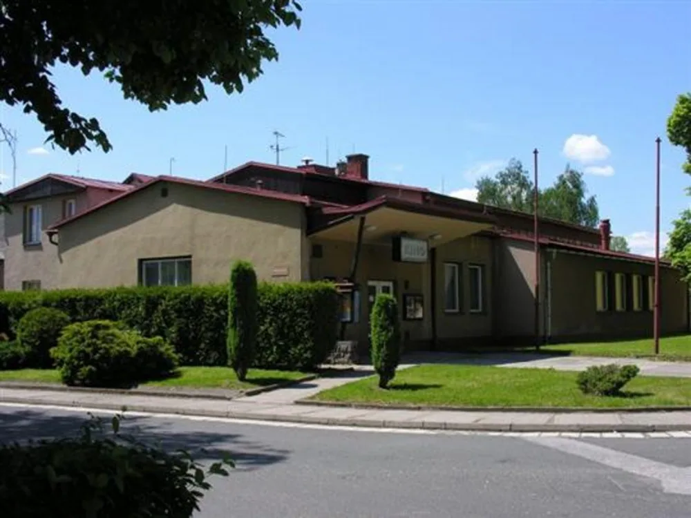 Kino v Lomnici.