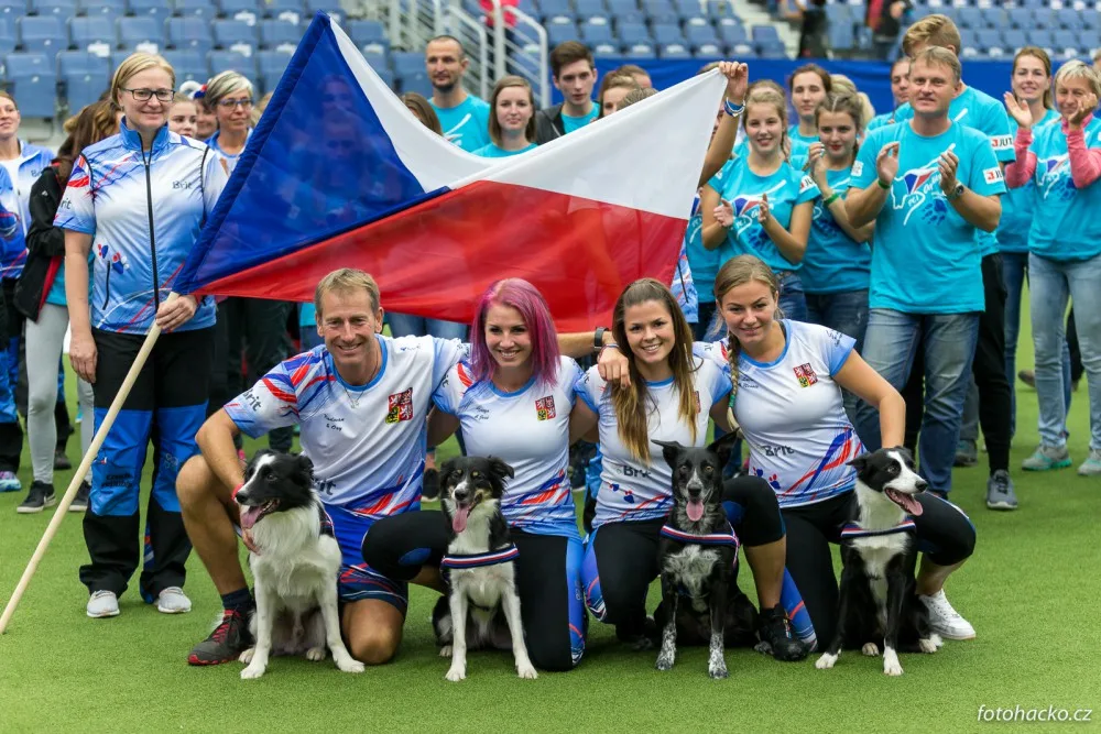 Home Credit Aréna patřila psům. Liberec hostil mistrovství světa v agility.