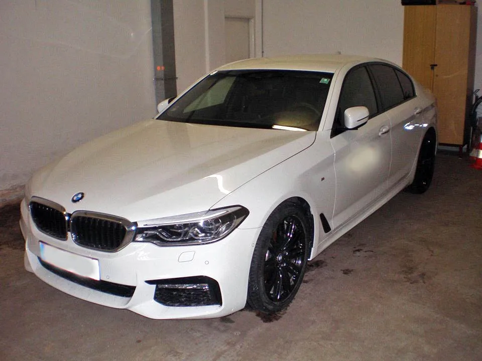 Policie během dvou dní zadržela tři luxusní BMW.