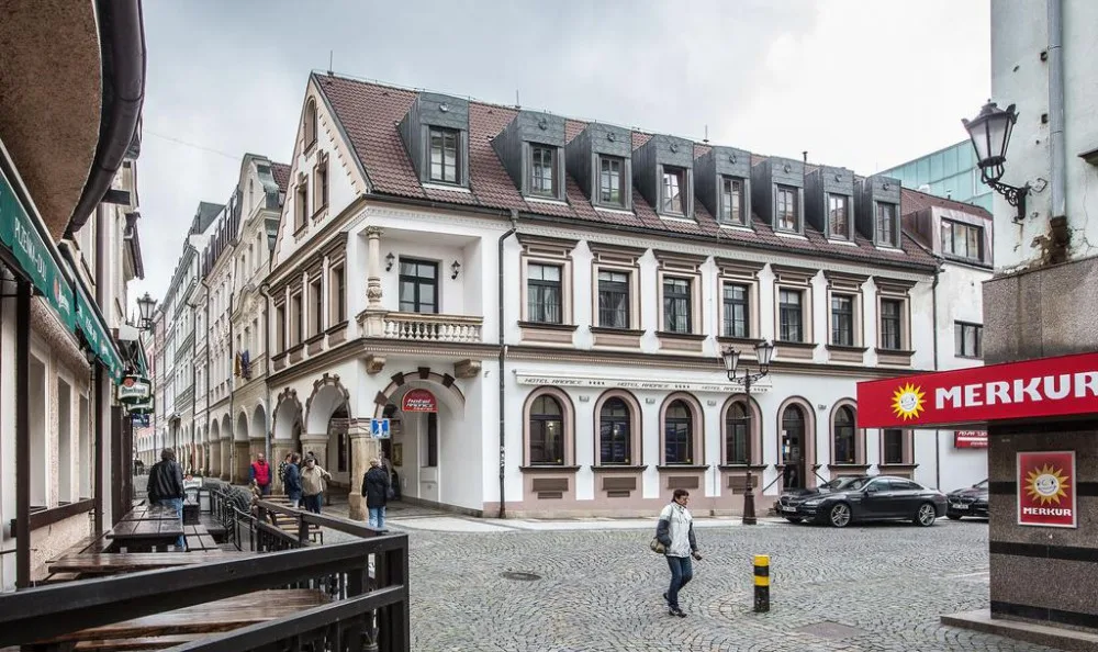 ilustrační foto; Hotel Radnice