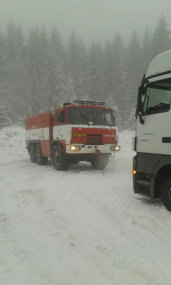 Kamion vyprostila Tatra 815