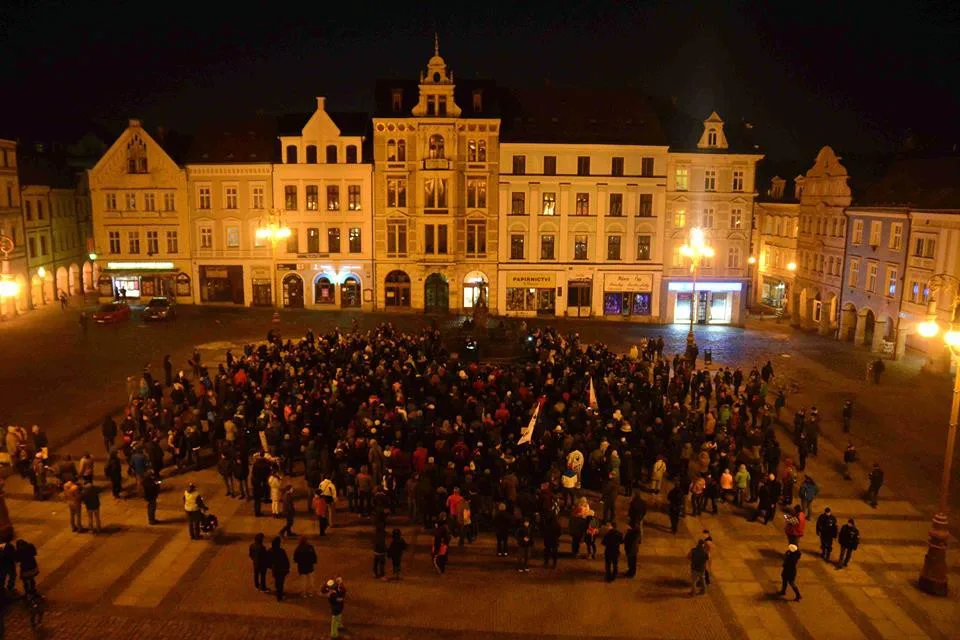 Pondělní demonstrace v Liberci.