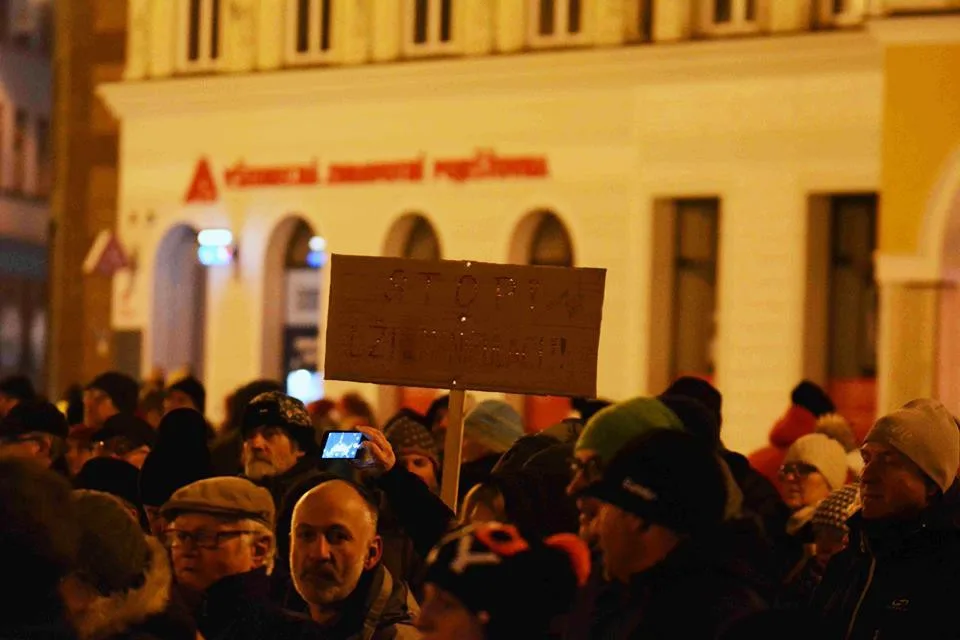 Pondělní demonstrace v Liberci.