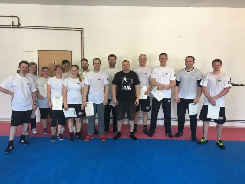 Studenti Krav Maga.