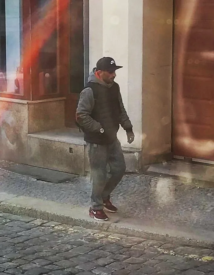 Policie hledá tohoto muže.